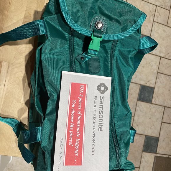 Vintage Sammies by Samsonite Duffel Bag in Green NEW with Tags - Picture 10 of 12